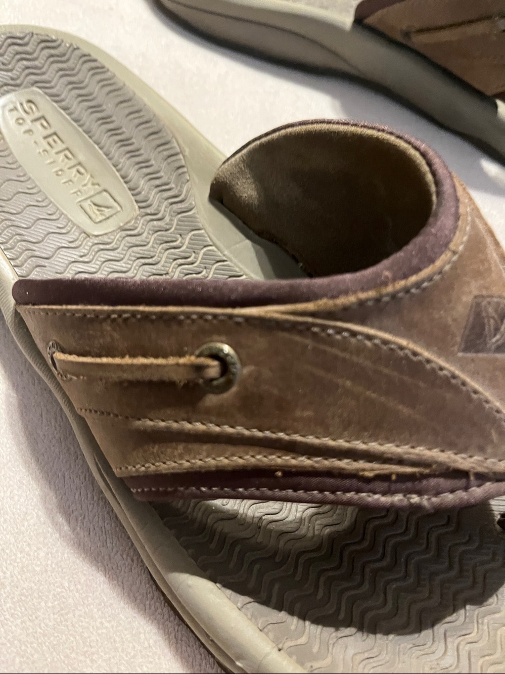 EUC SPERRY Top Siders Men's Leather Flip-Flops - Picture 5 of 12